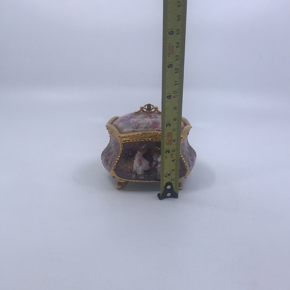 Shared Memories Jewelry Box Musical My Sister My Friend Sandra Kuck Pls Read - Picture 13 of 14